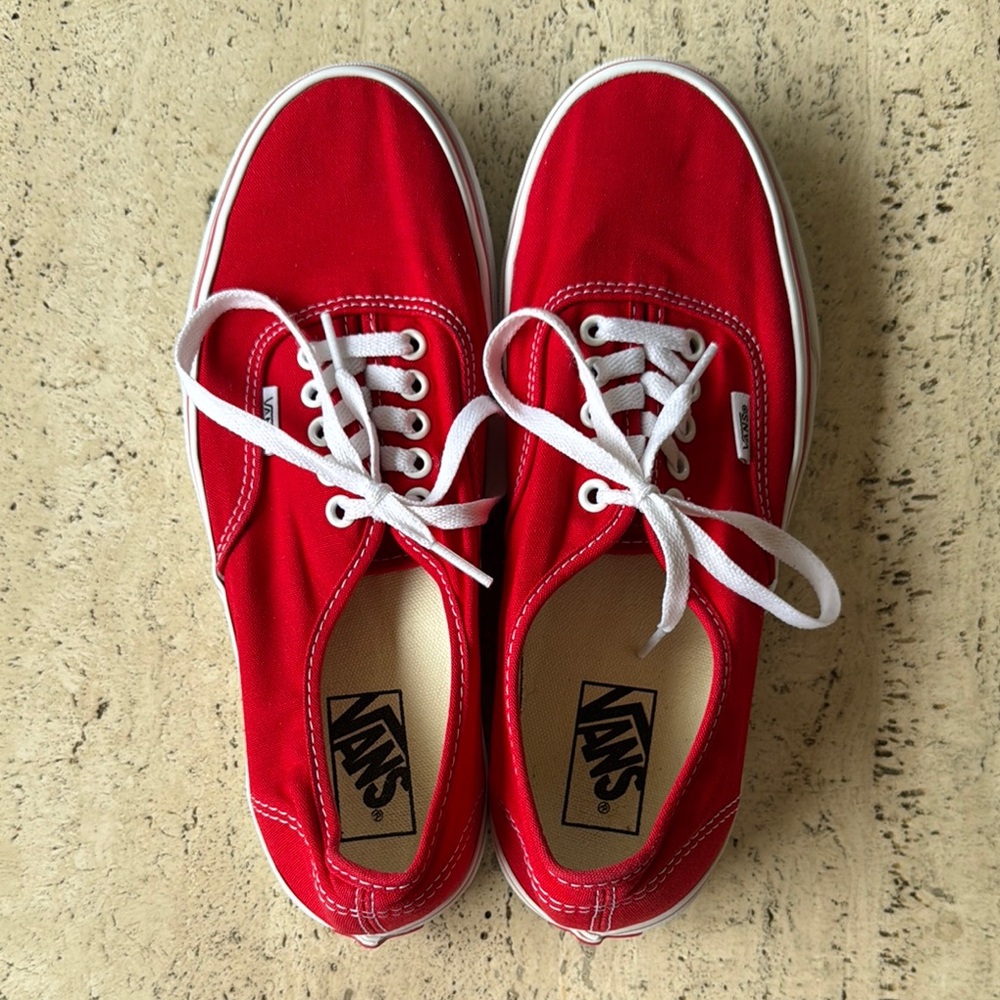 Vans Bold Red Canvas Shoes 8.5 men’s/10 women’s pre-owned